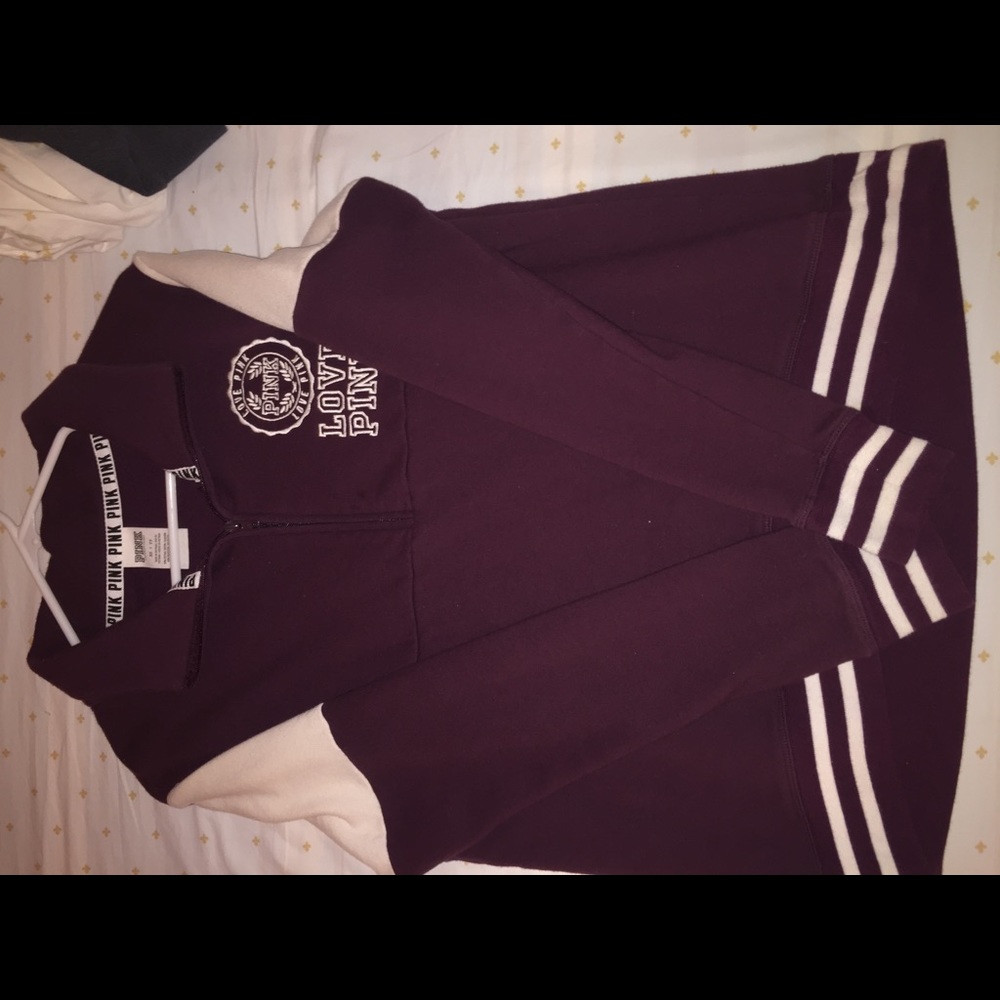 VS pink qaurter zip!